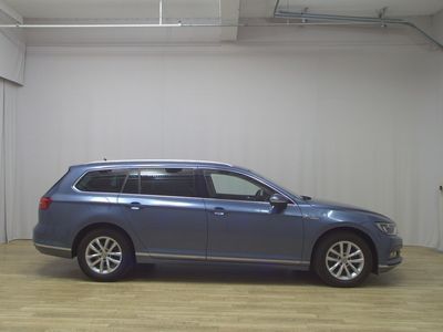 gebraucht VW Passat Var. 2.0 TDI 4M Comf. Navi Pano AID Kamera Ahk