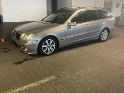 Gebraucht Mercedes C220 Avantgarde 170 PS (125 kW) 2004 Silber Kombi