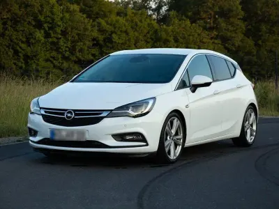 Gebraucht Opel Astra Innovation 200 PS (147 kW) 2017 Weiß Limousine