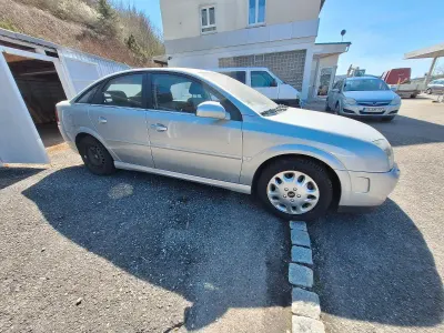 Gebraucht Opel Vectra GTS 211 PS (155 kW) 2002 Silber Limousine