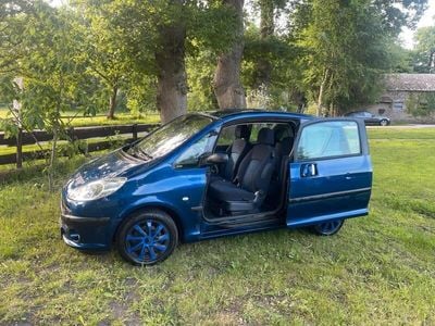 Peugeot 1007