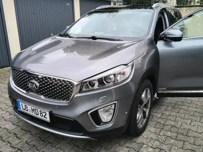 Używany Kia Sorento Platinum Edition 200 KM (147 kW) 2016 Szary SUV