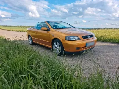 Gebraucht Opel Astra 125 PS (91 kW) 2001 Gold Cabrio