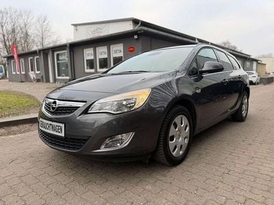 Gebraucht Opel Astra Design Edition 116 PS (85 kW) 2011 Grau Limousine