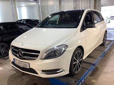 Mercedes B200