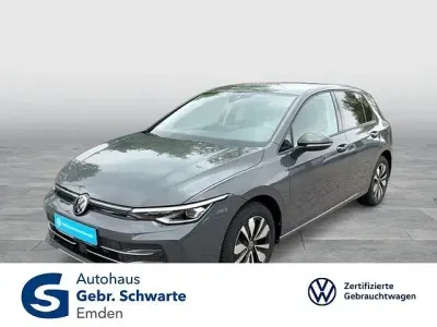Gebraucht VW Golf VIII Goal 150 PS (110 kW) 2025 Grau Limousine