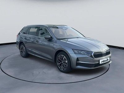 Neu Skoda Octavia Selection 150 PS (110 kW) 2026 Grau Kombi