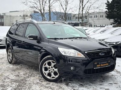 Gebraucht Ford Focus Ghia 101 PS (74 kW) 2011 Schwarz Limousine