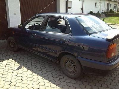 Blau Gebraucht 1997 Suzuki Baleno Kleinwagen | 600 €