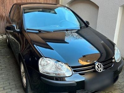 Gebraucht VW Golf V 102 PS (75 kW) 2005 Schwarz Kleinwagen