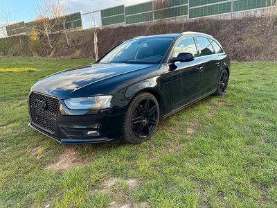 Gebraucht Audi A4 177 PS (130 kW) 2013 Schwarz Kombi