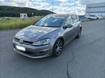 Gebraucht VW Golf VII Comfortline 140 PS (102 kW) 2014 Grau Kombi