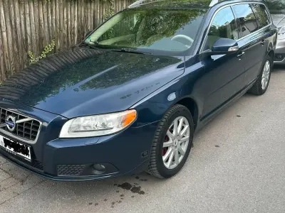 Gebraucht Volvo V70 231 PS (169 kW) 2009 Blau Kombi