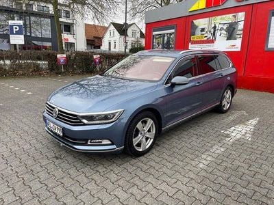 Gebraucht VW Passat Highline 150 PS (110 kW) 2015 Blau Kombi