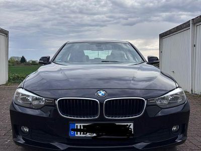 Usata BMW 318 143 CV (105 kW) 2013 Nero Berlina