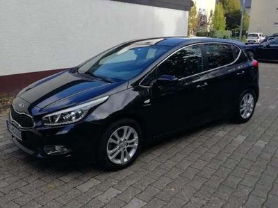 gebraucht Kia Ceed Ceed /1.4 CVVT Dream Team Edition