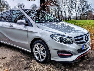 Mercedes B220