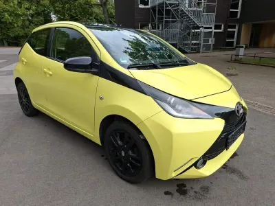 Occasion Toyota Aygo 69 ch (50 kW) 2016 Jaune Citadine