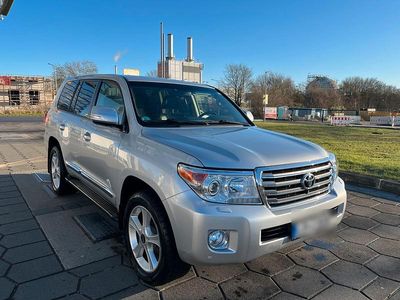 Silber Gebraucht 2014 Toyota Land Cruiser Executive SUV | 65.000 €
