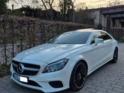 Używany Mercedes CLS250 204 KM (150 kW) 2015 Biały Coupe