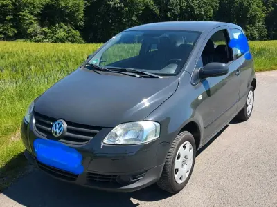 Gebraucht VW Fox 54 PS (39 kW) 2007 Grau Kleinwagen