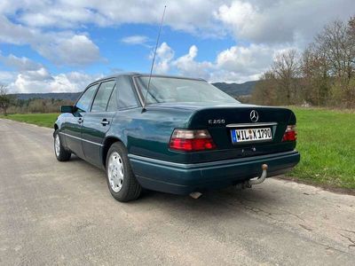 gebraucht Mercedes E200 w124