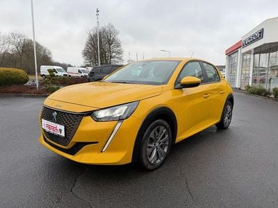 Gebraucht Peugeot e-208 Active 100 kW (136 PS) 2021 Gelb Kleinwagen