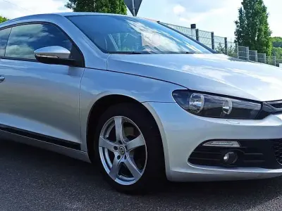 Gebraucht VW Scirocco 160 PS (117 kW) 2008 Silber