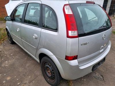 Silber Gebraucht 2004 Opel Meriva Van / Kleinbus | 399 € (Superpreis)