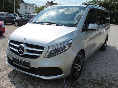 Gebraucht Mercedes V250 190 PS (139 kW) 2022 Silber Van / Kleinbus