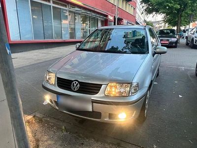 VW Polo