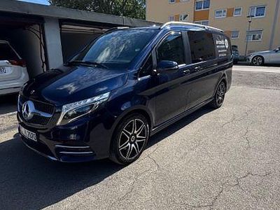 Mercedes V220