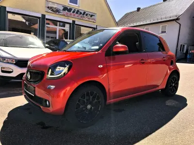Second-hand Smart ForFour Electric Drive Passion 60 kW (82 CP) 2018 Roșu Hatchback
