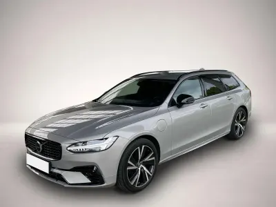Gebraucht Volvo V90 Plus 455 PS (334 kW) 2023 Manufacturer Kombi