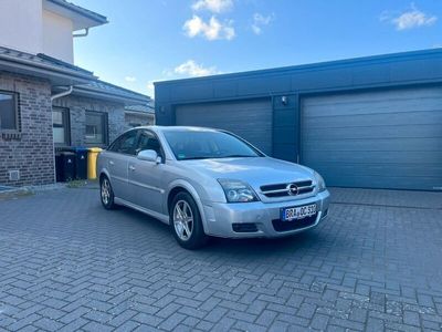 Opel Vectra GTS