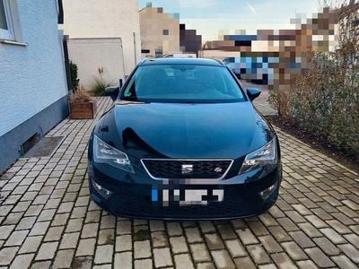 Schwarz Gebraucht 2015 Seat Leon ST FR Kombi | 10.000 € (Guter Preis)