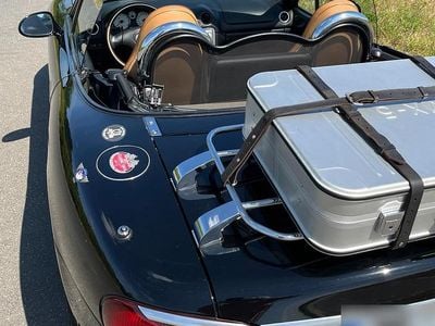 Second-hand Mazda MX5 148 CP (108 kW) 2005 Negru Cabrio