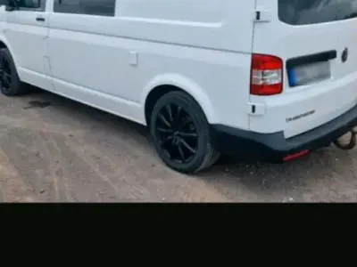 Gebraucht VW Multivan 140 PS (102 kW) 2015 Weiß Van / Kleinbus