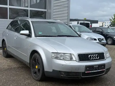 Käytetty Audi A4 170 HP (125 kW) 2001 Hopea Farmari