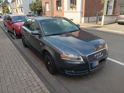 gebraucht Audi A4 2.0 - 8-fach bereift, zuverlässiges Auto