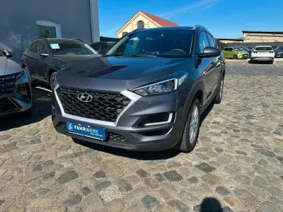 Second-hand Hyundai Tucson Trend 177 CP (130 kW) 2019 Gri SUV