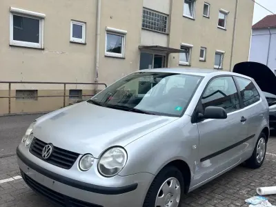 Używany VW Polo 54 KM (39 kW) 2003 Srebrny Coupe