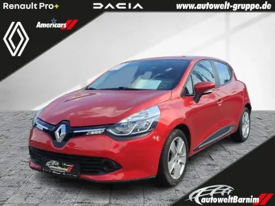 Gebraucht Renault Clio IV Experience 118 PS (86 kW) 2016 Rot Limousine