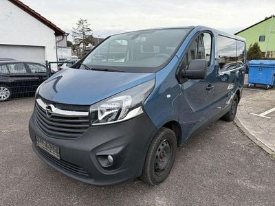 Blau Gebraucht 2019 Opel Vivaro Van / Kleinbus | 9.999 € (Etwas zu teuer)