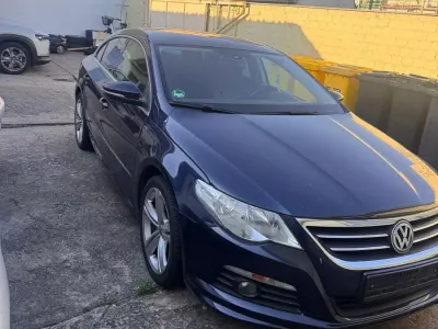 Gebraucht VW Passat R-line 160 PS (117 kW) 2011 Blau Coupé