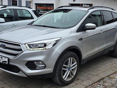 Gebraucht Ford Kuga Titanium 182 PS (133 kW) 2019 Silber SUV
