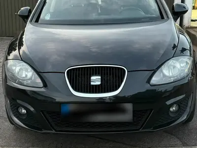 Gebraucht Seat Leon 105 PS (77 kW) 2012 Schwarz Limousine