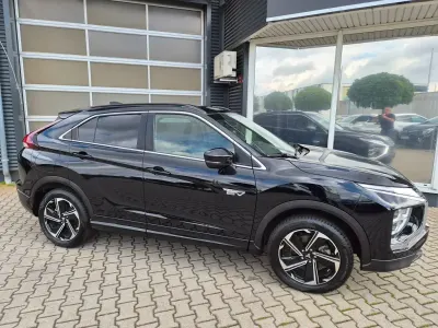 Gebraucht Mitsubishi Eclipse Cross Plus 98 PS (72 kW) 2022 Schwarz SUV