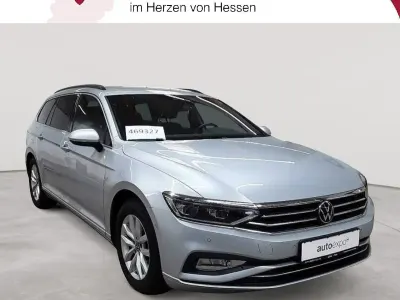 Gebraucht VW Passat Business 150 PS (110 kW) 2023 Silber Kombi