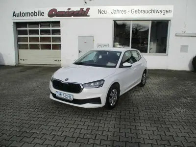 Gebraucht Skoda Fabia Ambition 95 PS (69 kW) 2023 Weiß Kleinwagen